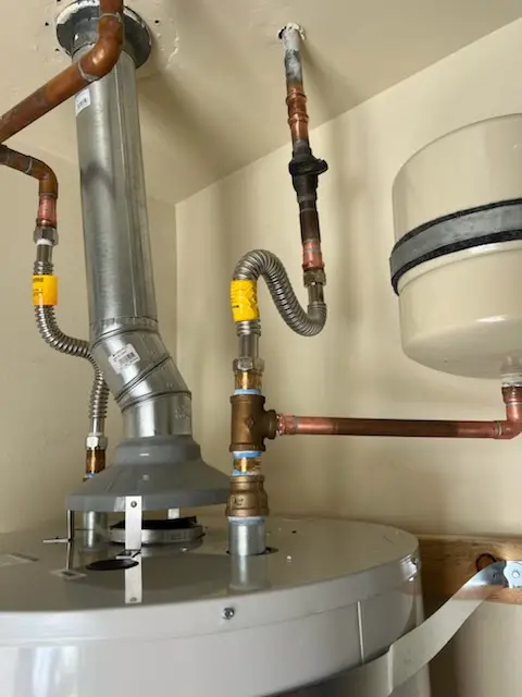 Water heater installation and plumbing repair in Sherman Park